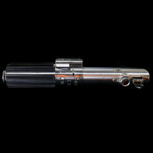 Charger l&#39;image dans la galerie, Luke Skywalker ANH Lightsaber (réplique)
